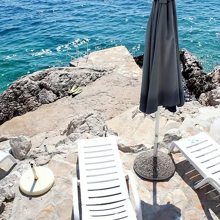 Apartman 15704d Primošten